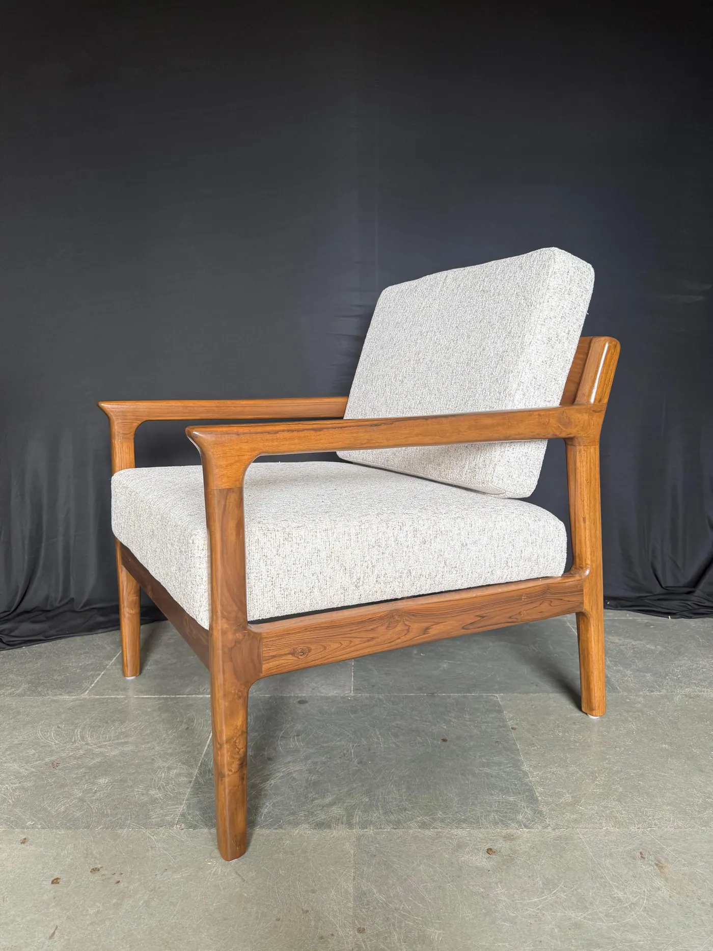 Lounge 30 — custom lounge chair made to order by Woodflex Designs, Surat