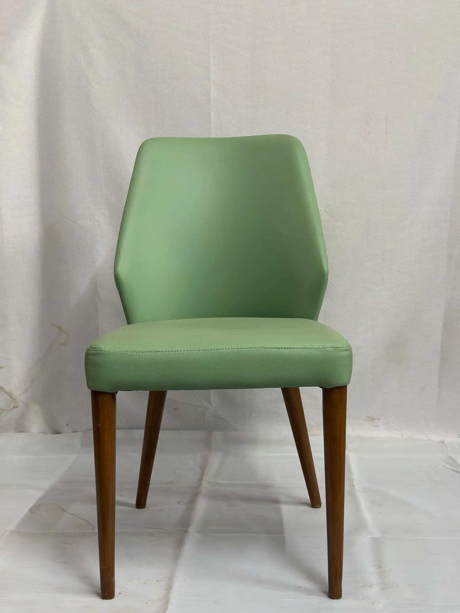 Custom chair made by Woodflex Designs, photographed in a client's home