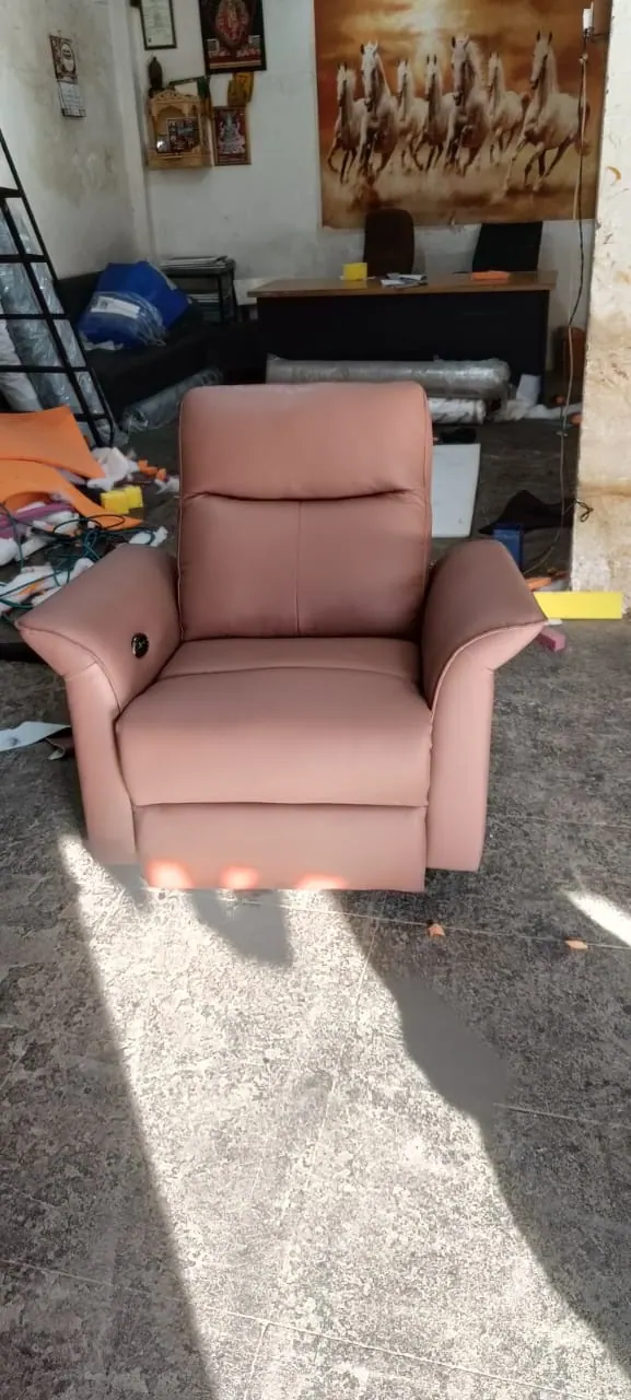 Custom chair made by Woodflex Designs, photographed in a client's home